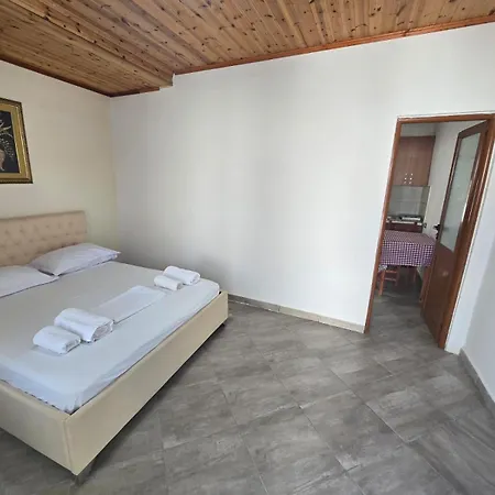 Star Room's Vlorë
