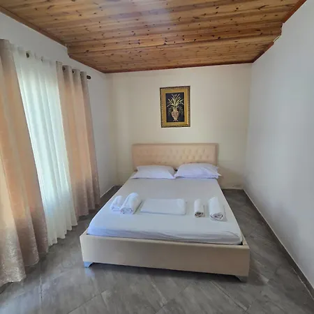 Star Room's Vlorë