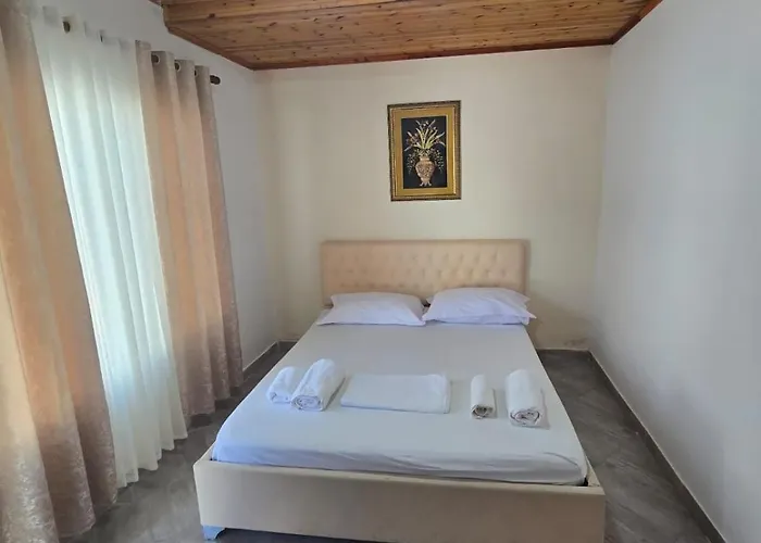 Star Room's Vlorë